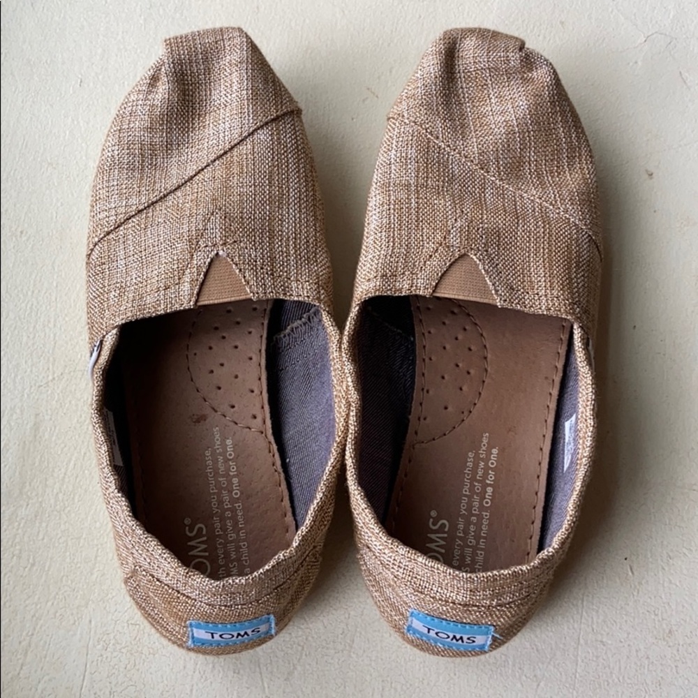 Gold/tan colored TOMS!